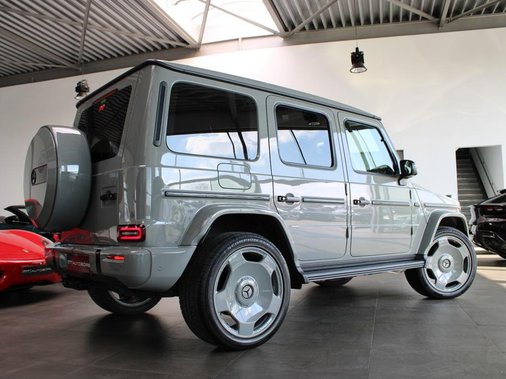 Mercedes-Benz G-Klasse