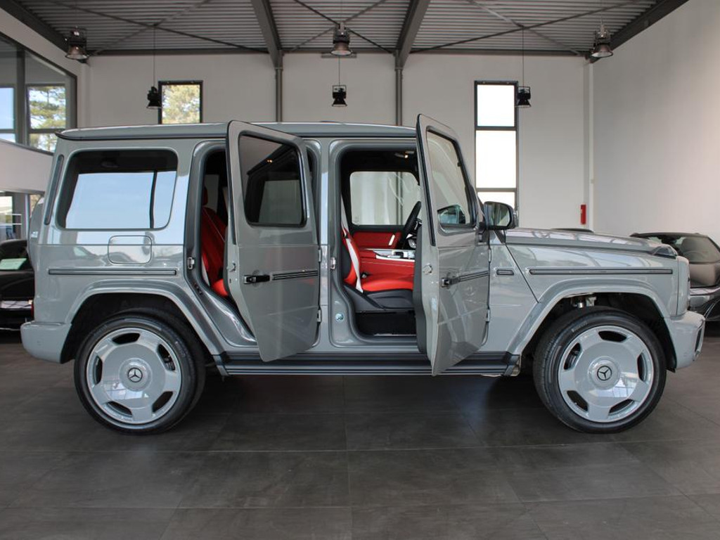 Mercedes-Benz G-Klasse