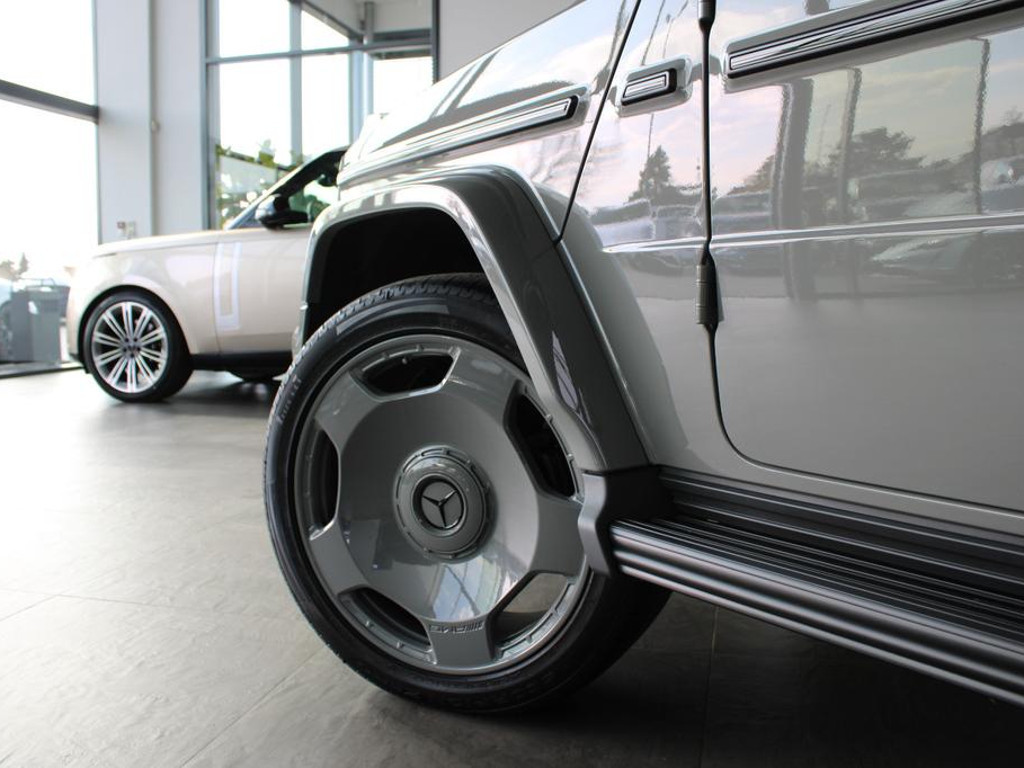 Mercedes-Benz G-Klasse