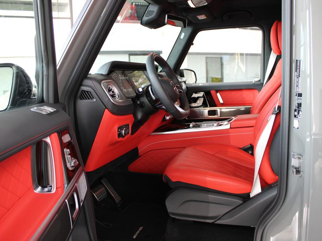 Mercedes-Benz G-Klasse