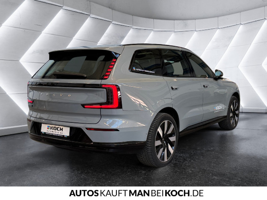 Volvo EX90