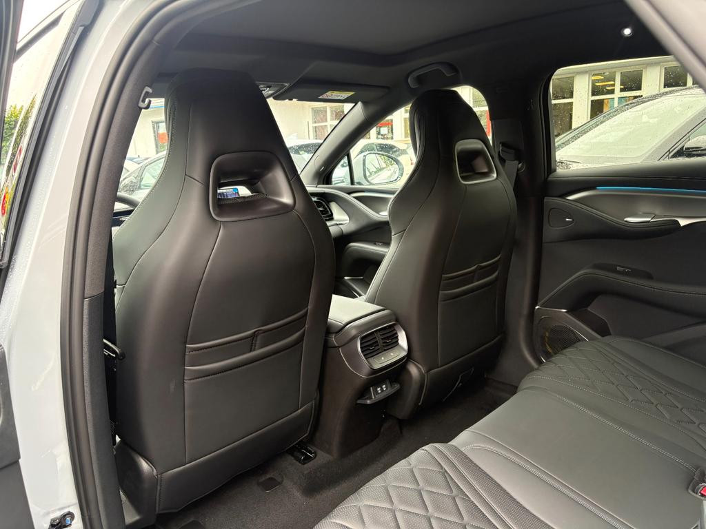 BYD Sealion 7