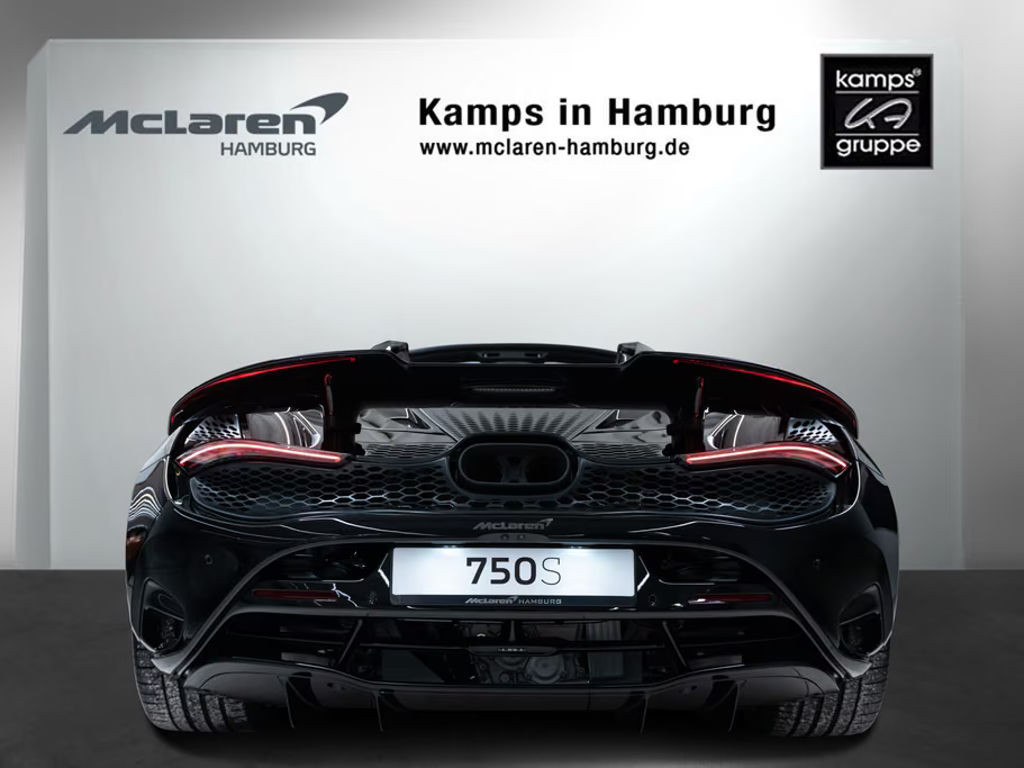 McLaren 750S