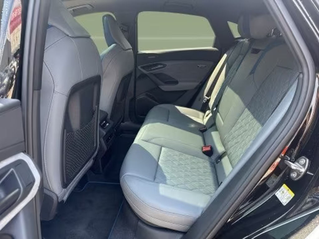 Audi SQ6 e-tron