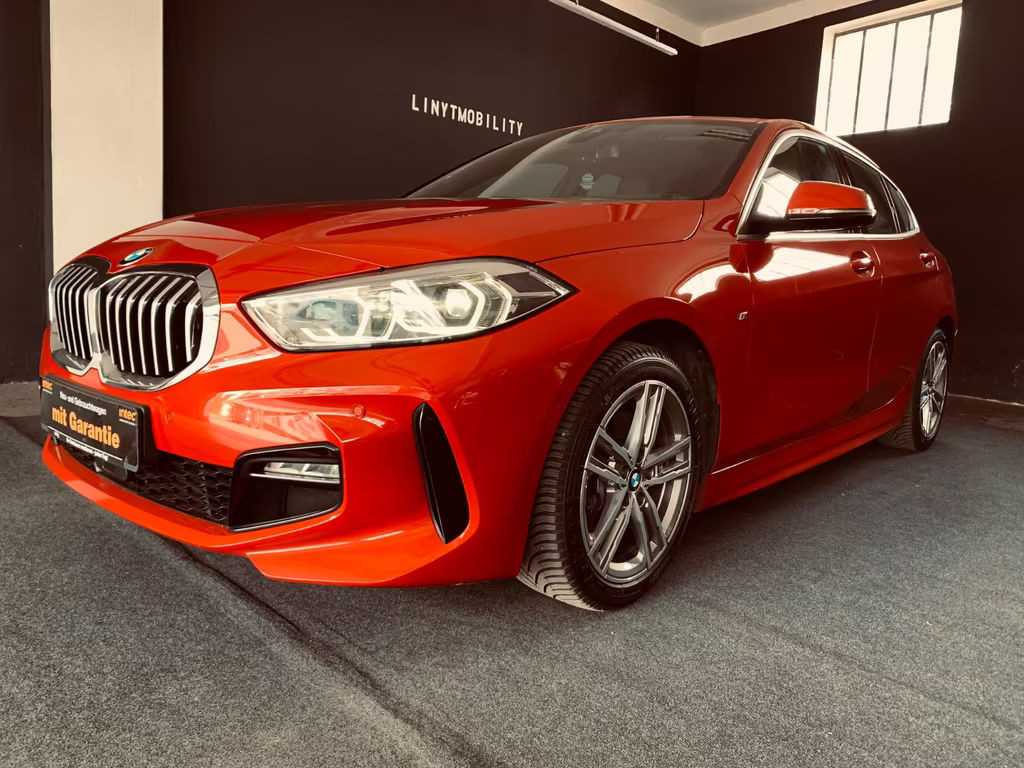 BMW 1 Serie 118 M-Sport Sedan 118i