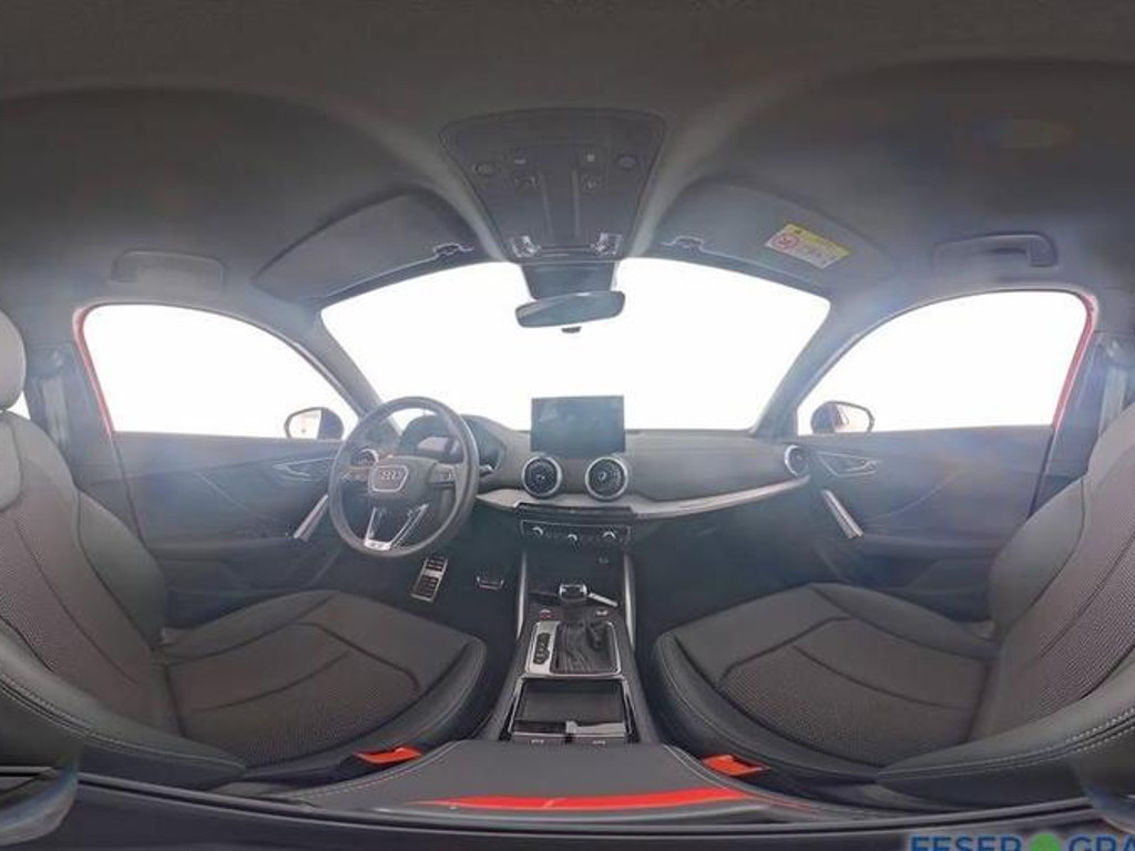 Audi SQ2