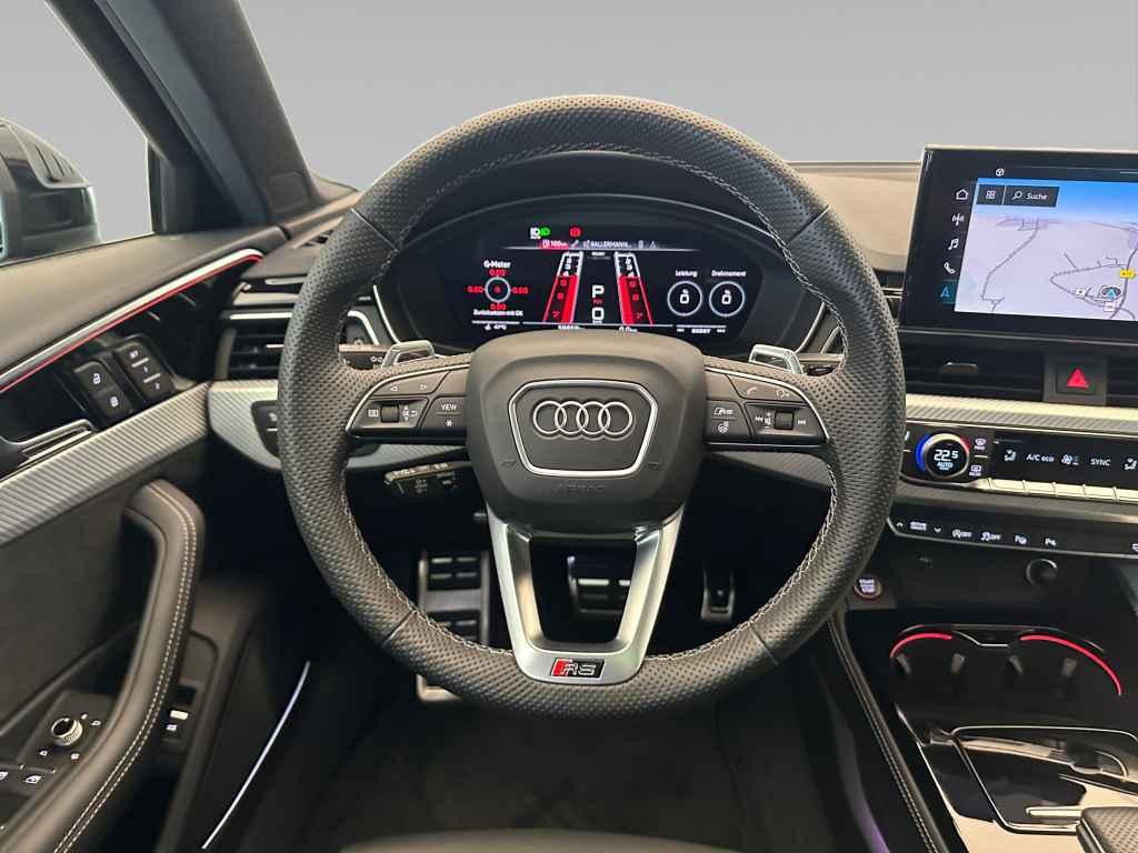 Audi RS4