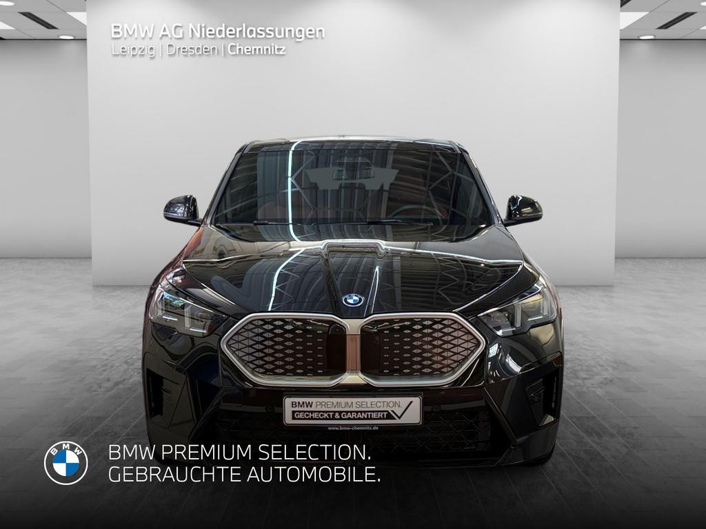 BMW iX2