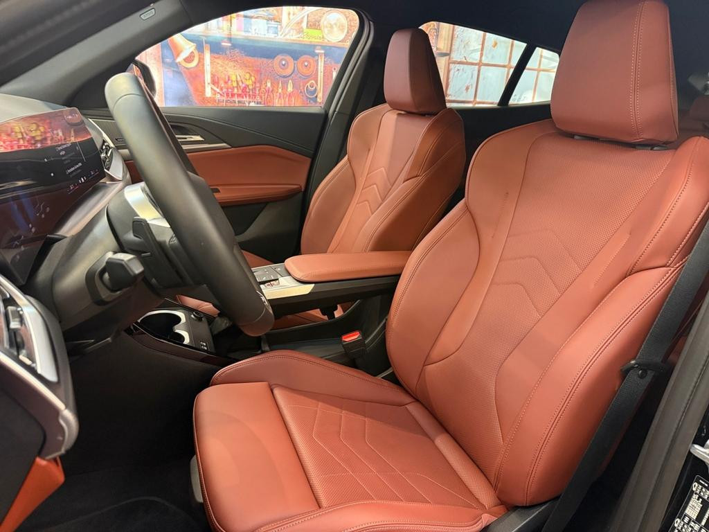BMW iX2