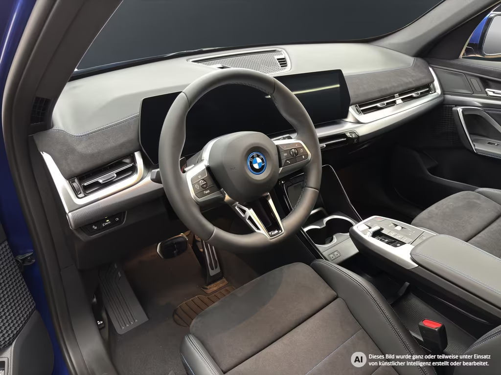 BMW iX1