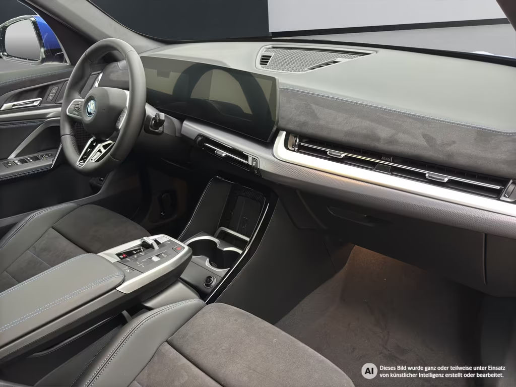 BMW iX1