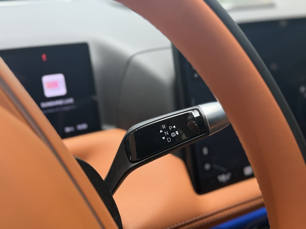 Xpeng G9