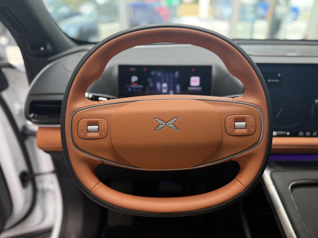 Xpeng G9