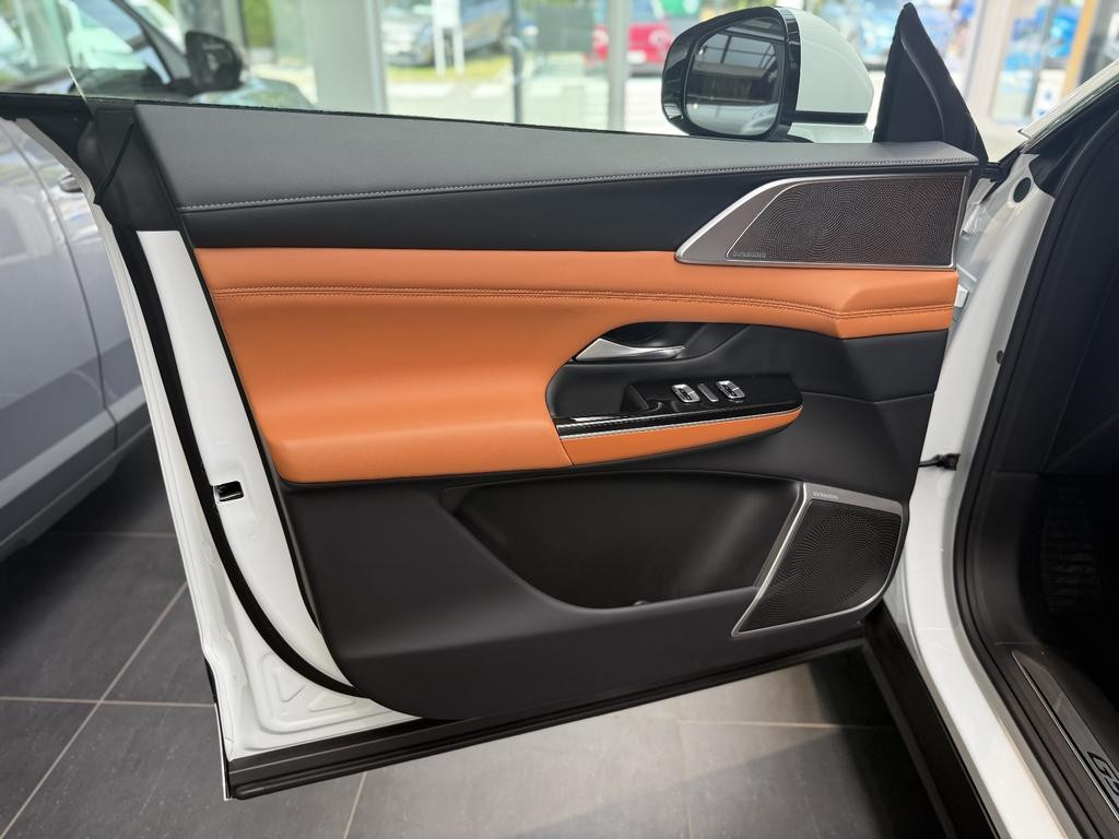 Xpeng G9
