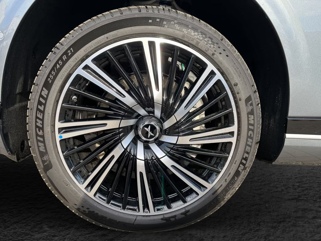 Xpeng G9