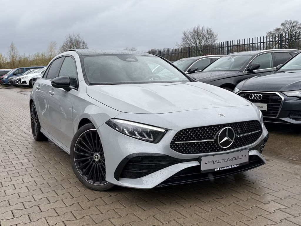 Mercedes-Benz A-Klasse A 200 AMG Line A 200 d