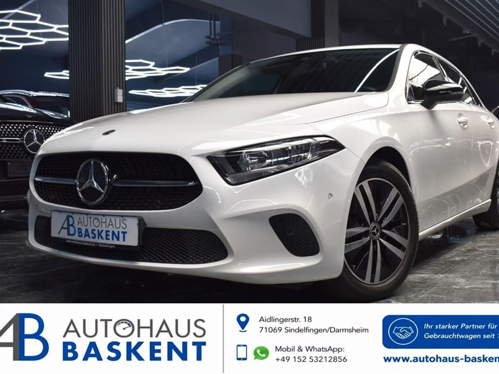 Mercedes-Benz A-Klasse A 250 *KAMERA*NAVIGATION*WIDESCREEN*SHZ*PDC*