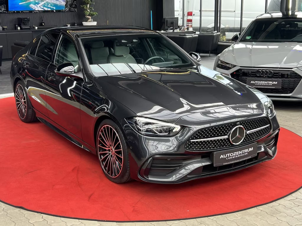 Mercedes-Benz C-Klasse C 300 AMG Line C 300 d Sedan