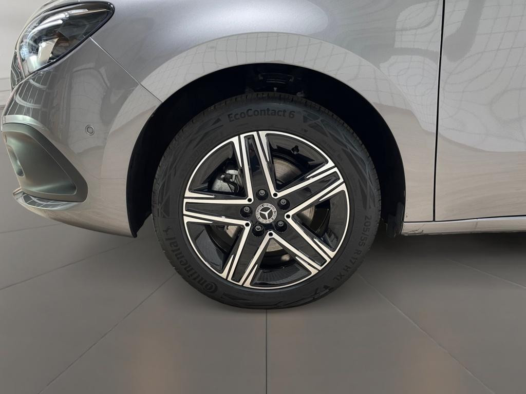 Mercedes-Benz T 180