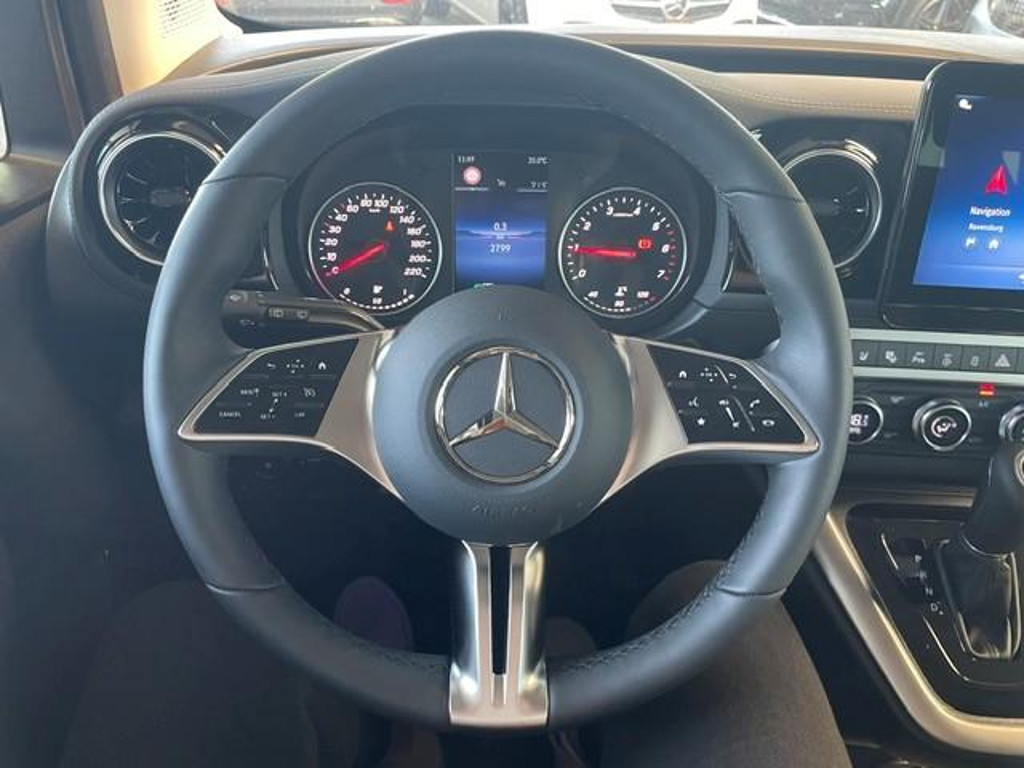 Mercedes-Benz T 180