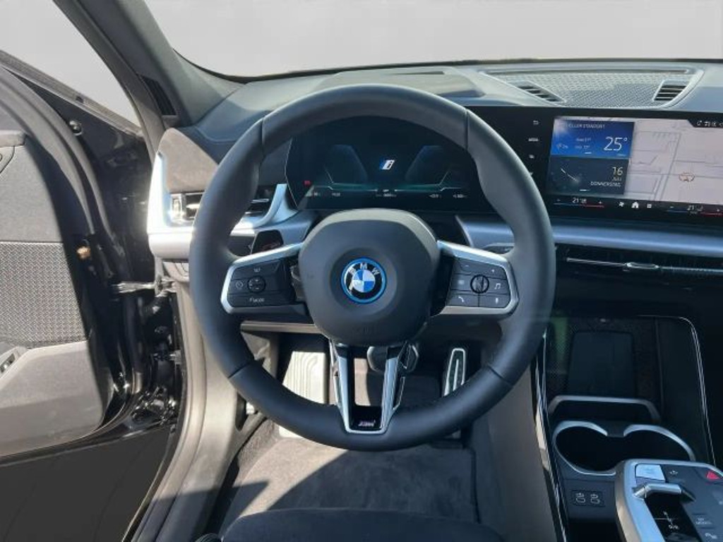 BMW iX2
