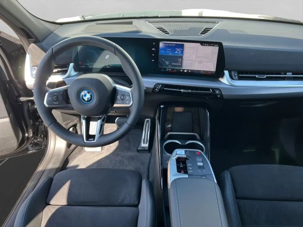 BMW iX2