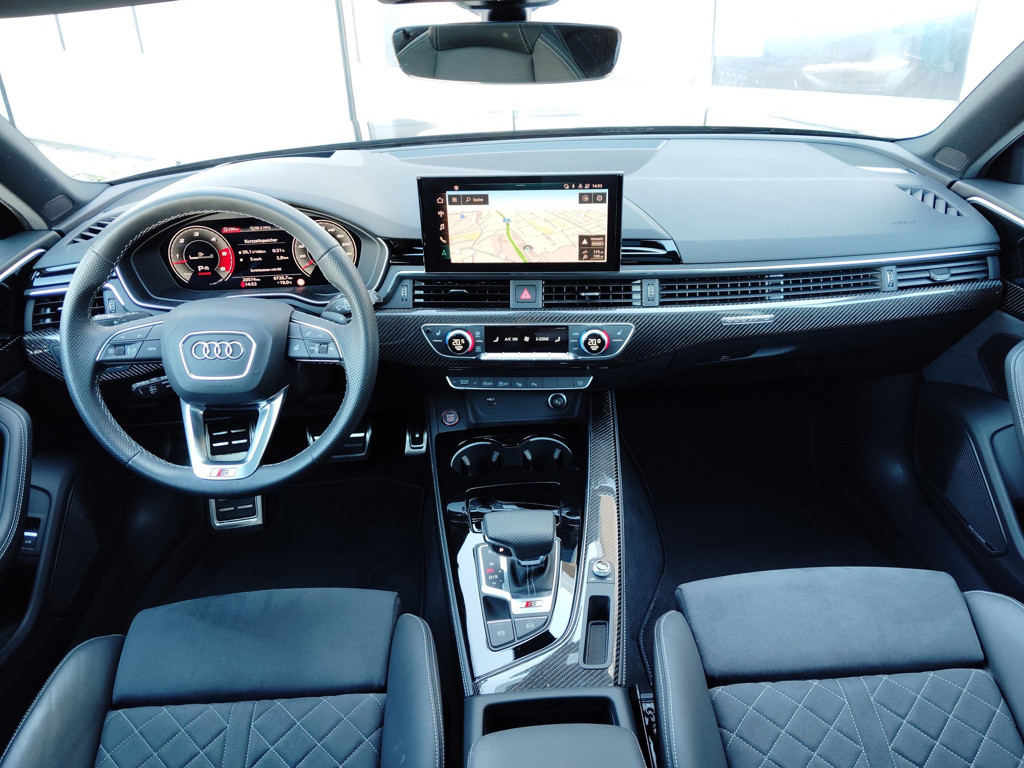 Audi S4