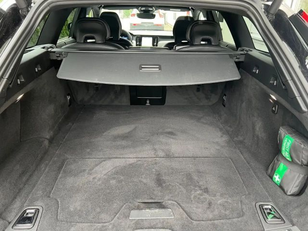 Volvo V90 Cross Country