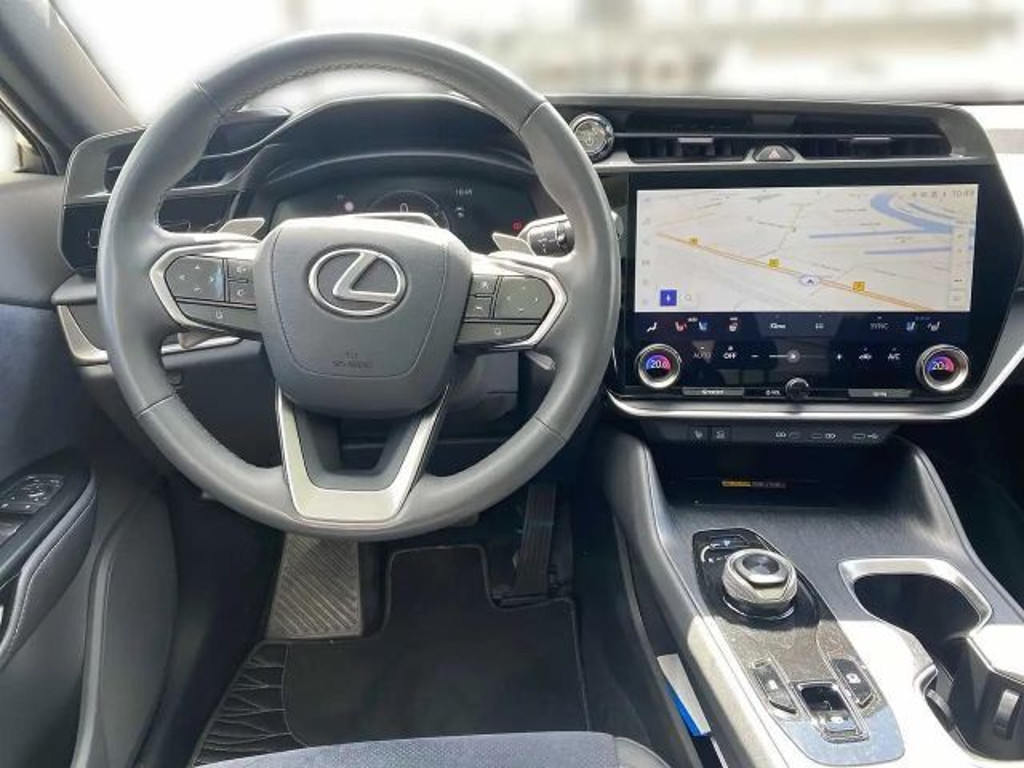 Lexus RZ
