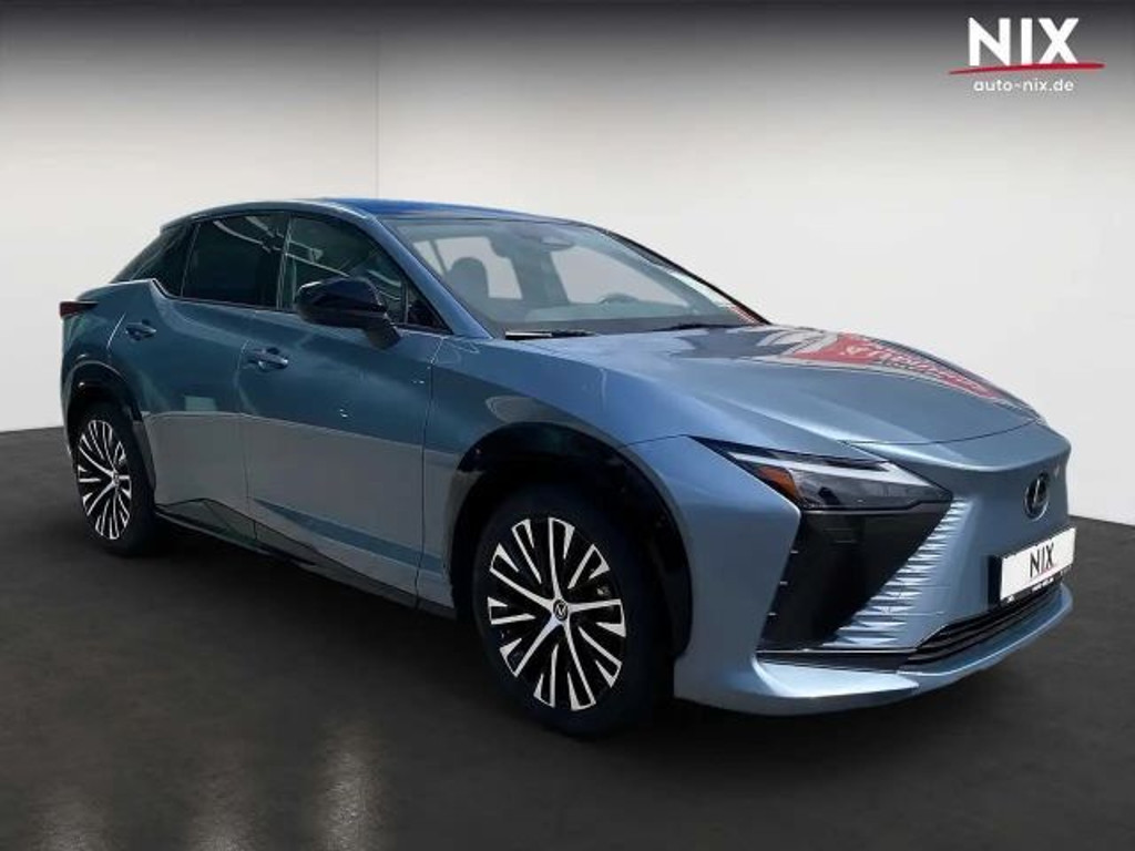 Lexus RZ