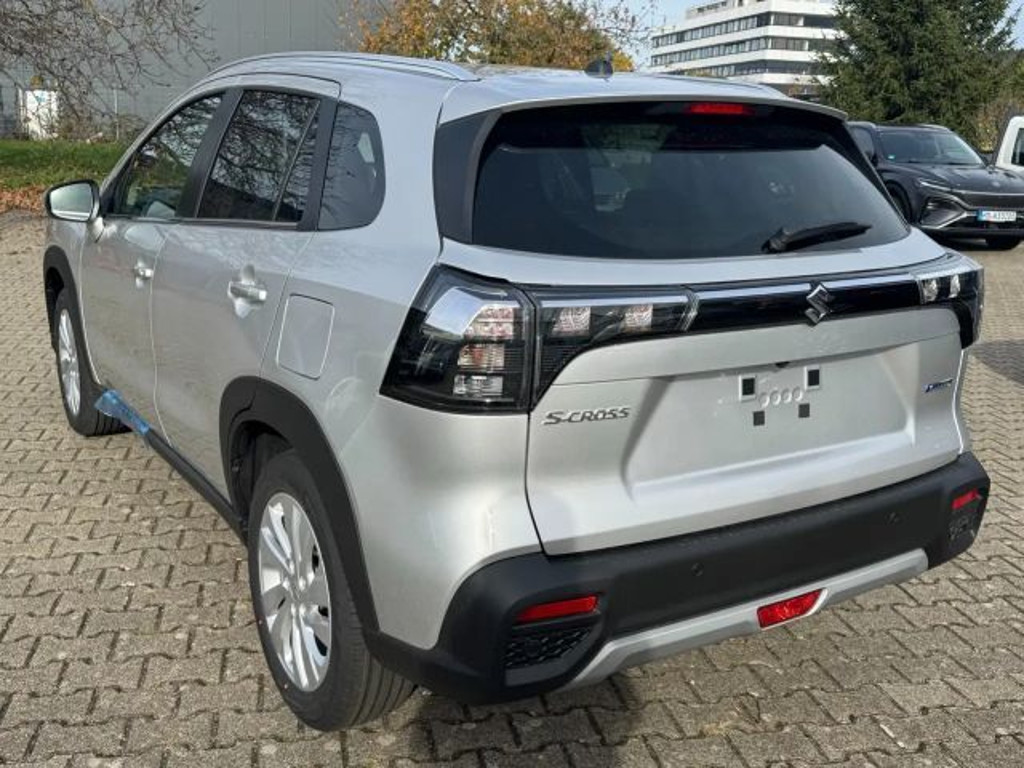 Suzuki S-Cross