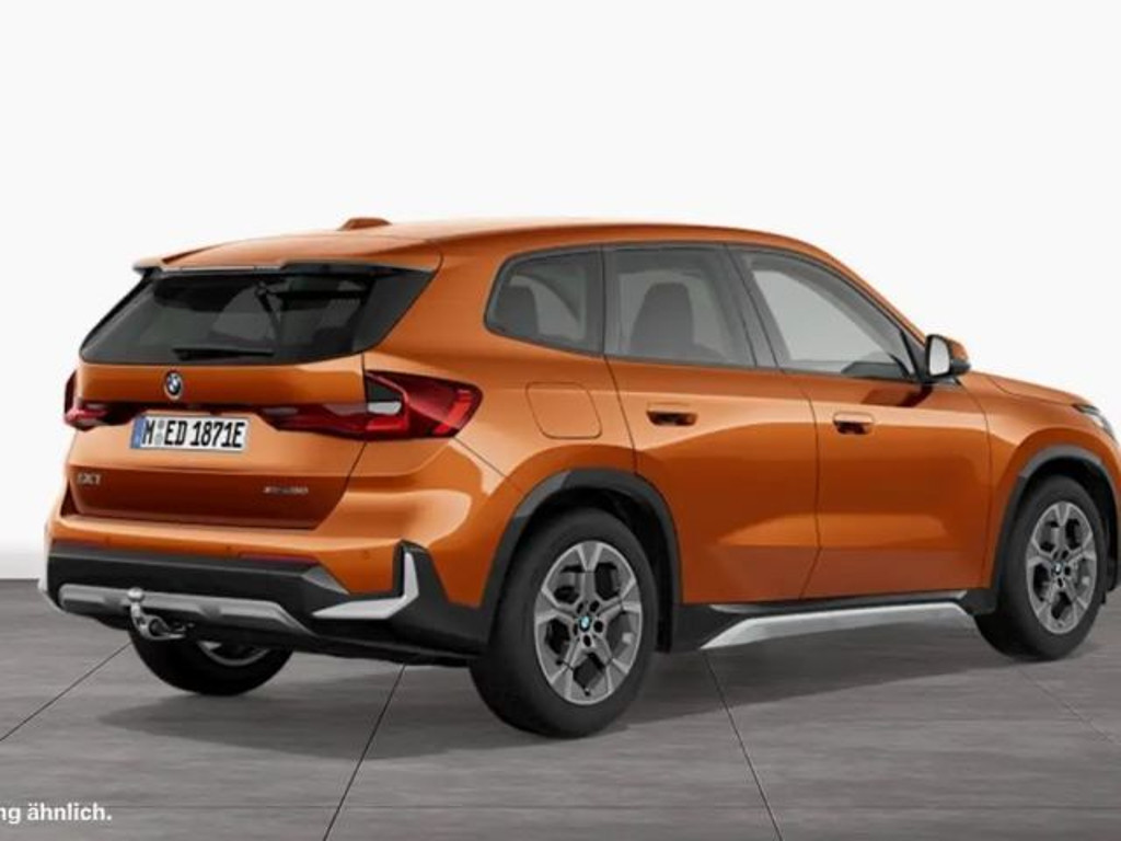 BMW iX1