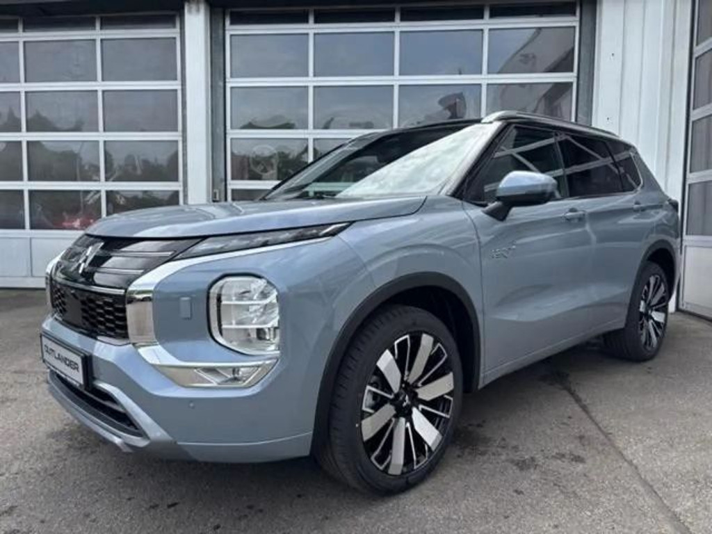 Mitsubishi Outlander PHEV 4WD