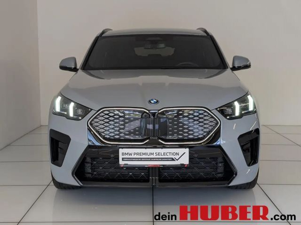 BMW iX2