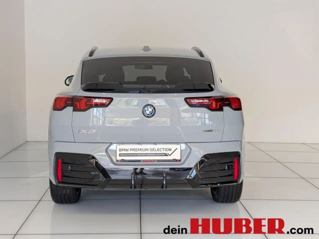 BMW iX2