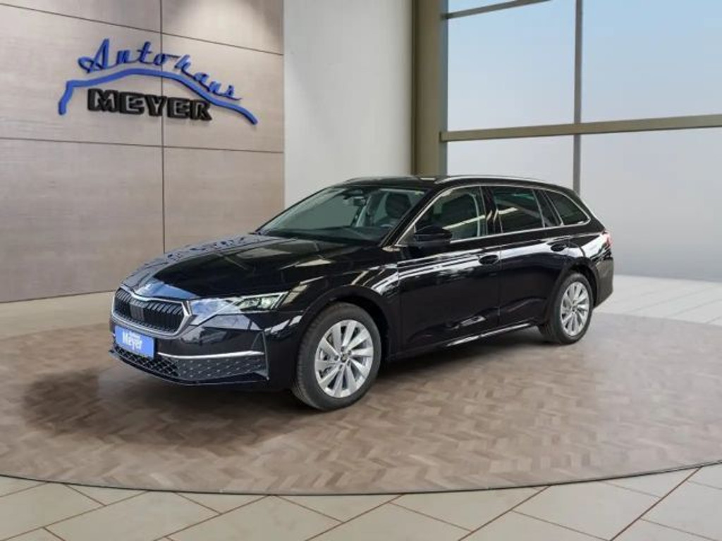 Skoda Octavia 1,5TSI DSG aAHK/Matrix/ACC/Kamera/el.Klappe      *