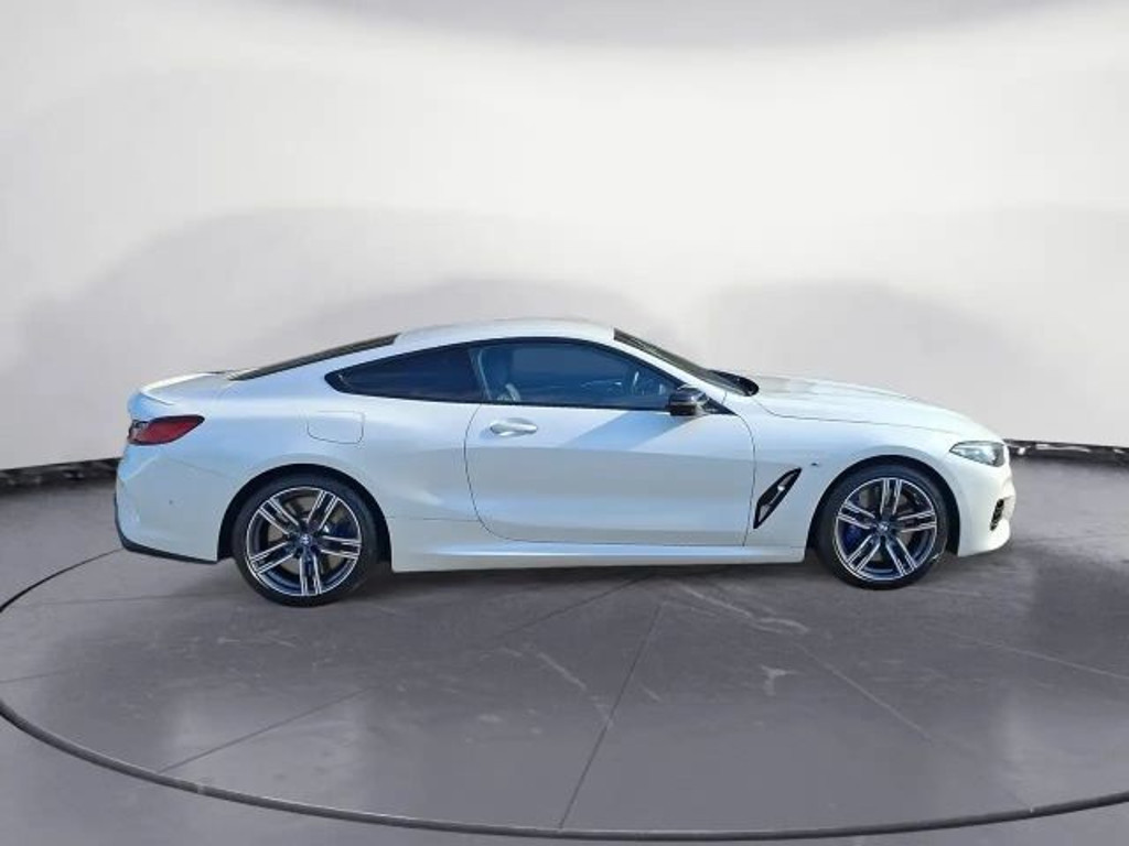 BMW M850