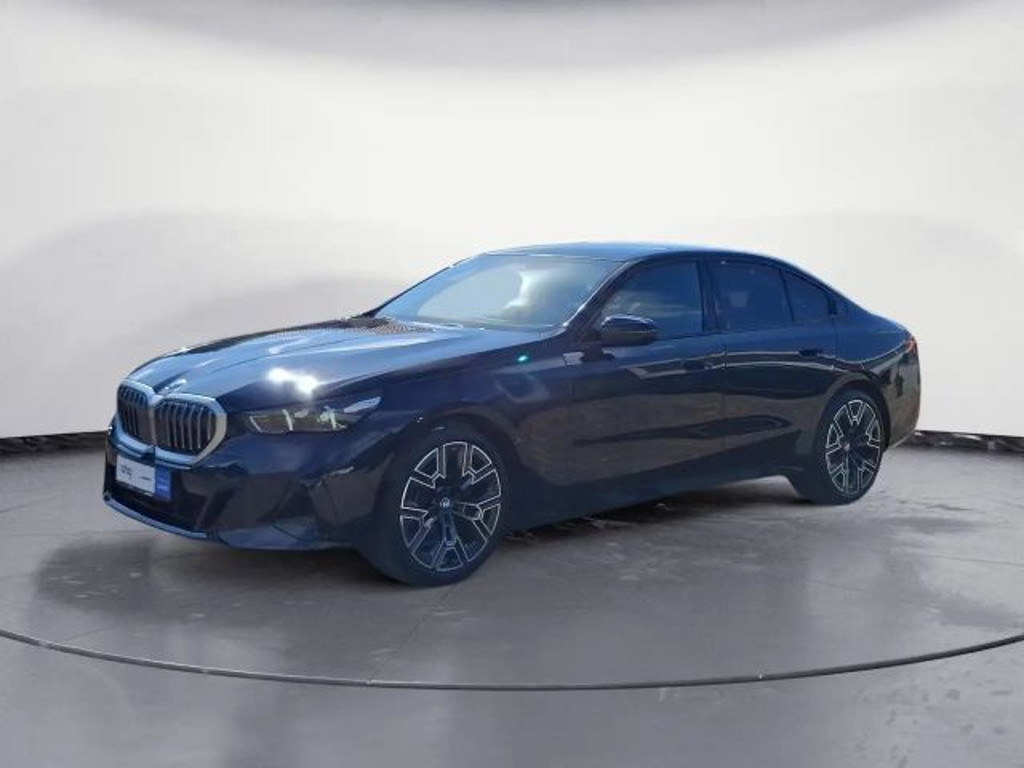 BMW 5 Serie 520 M-Sport Sedan 520i