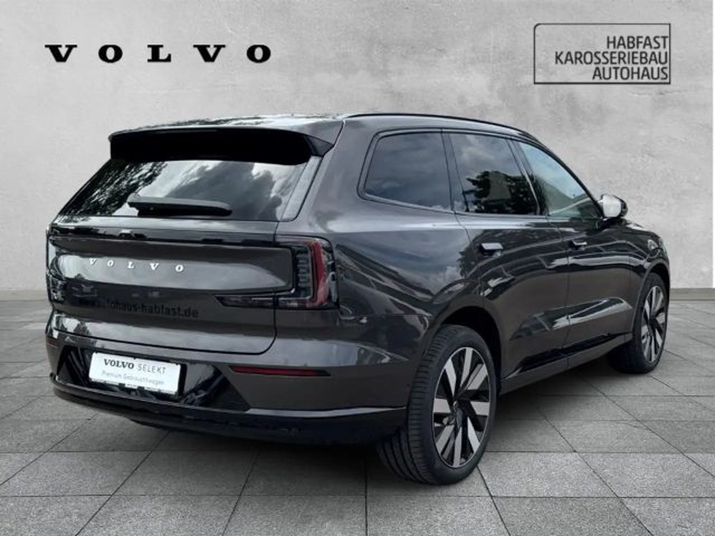 Volvo EX90