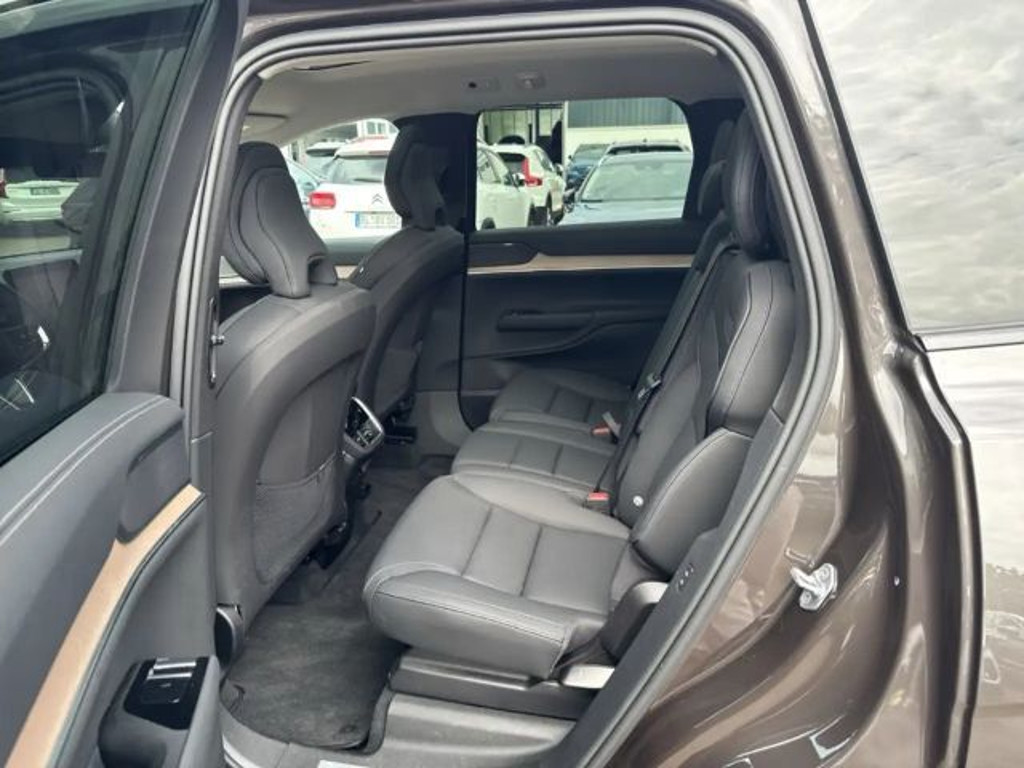 Volvo EX90