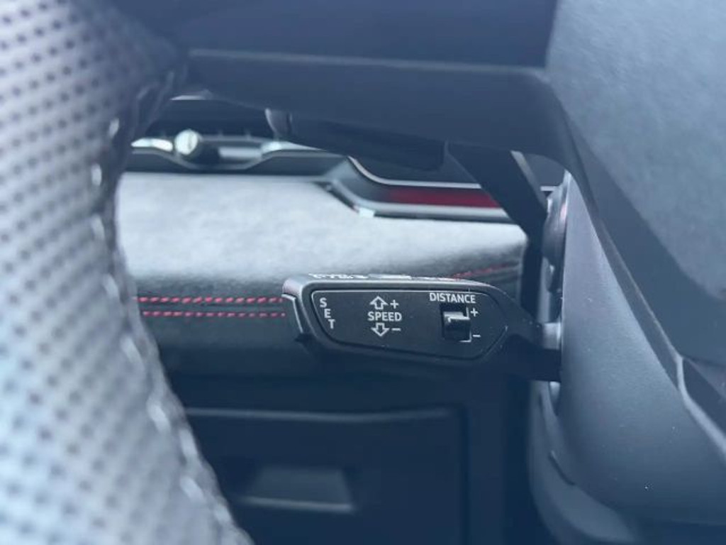 Audi S6 e-tron