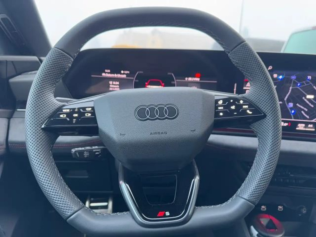Audi S6 e-tron