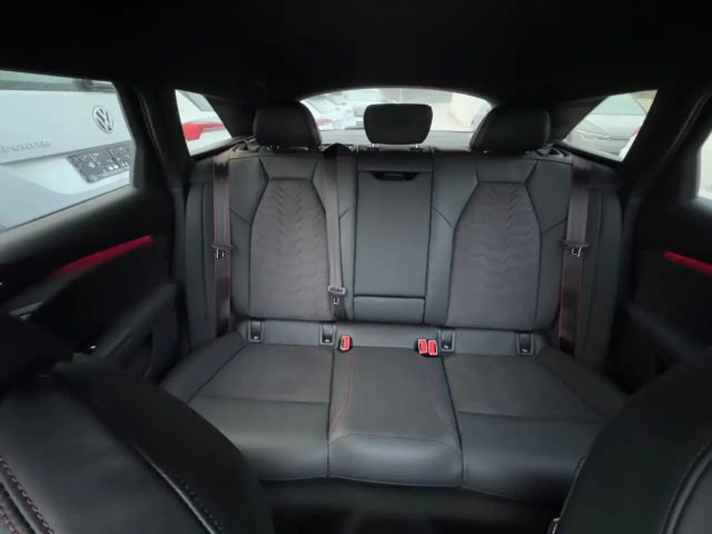 Audi S6 e-tron