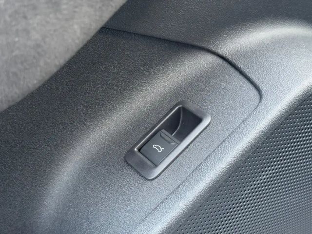 Audi S6 e-tron