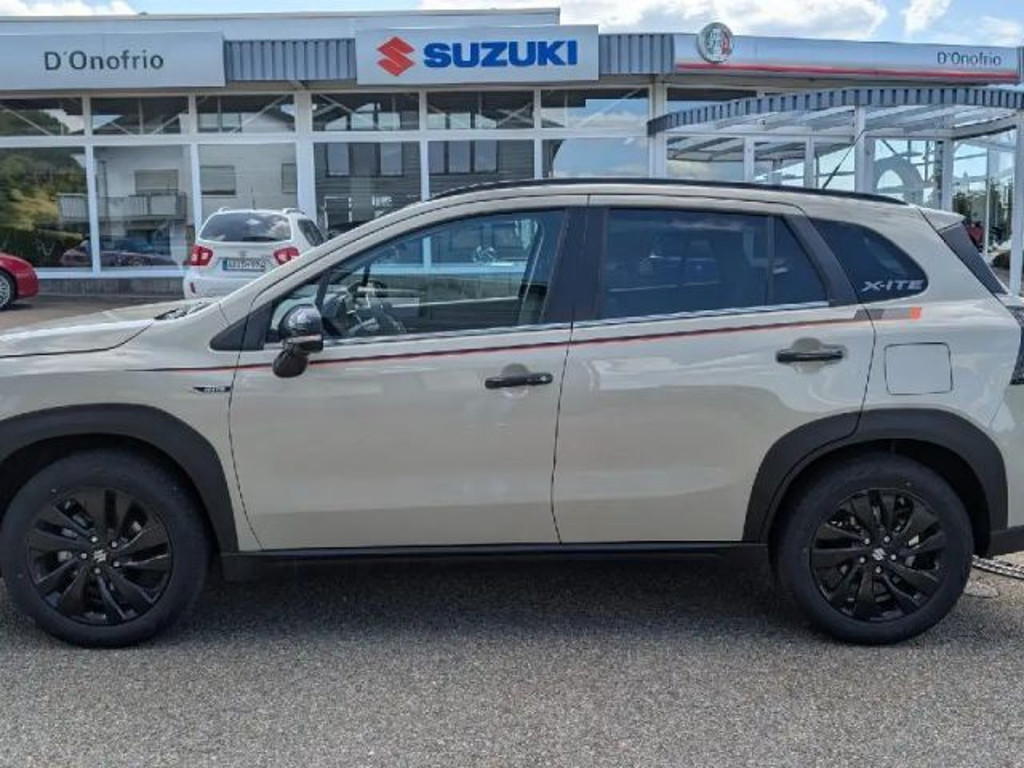 Suzuki S-Cross