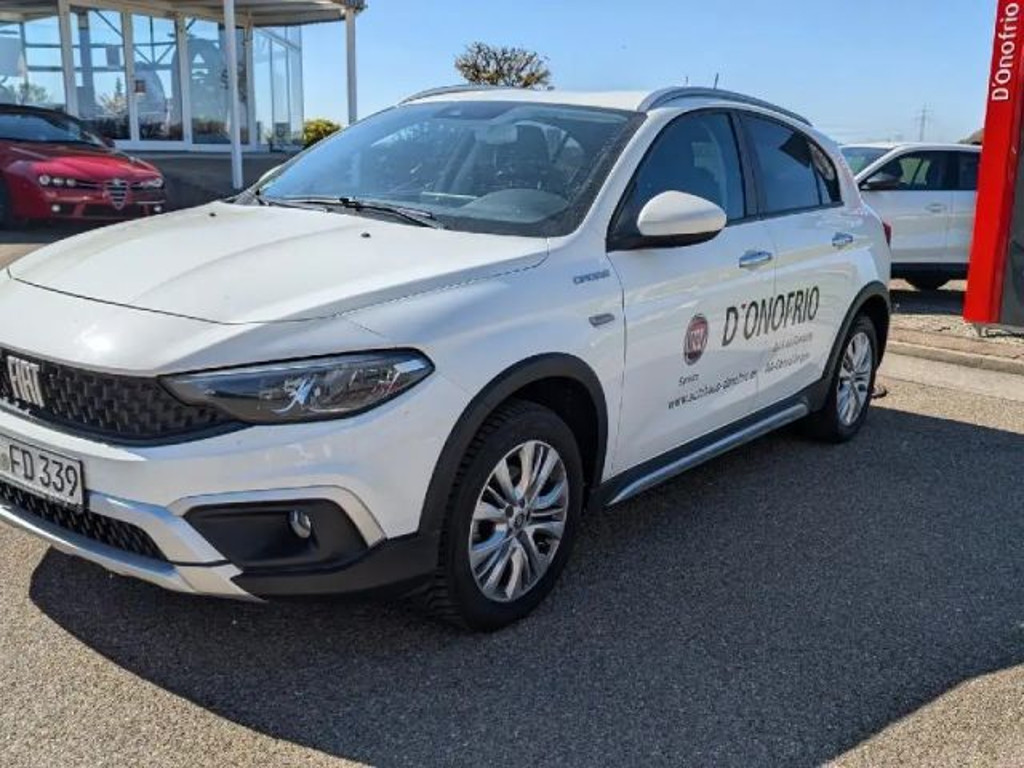 Fiat Tipo Cross