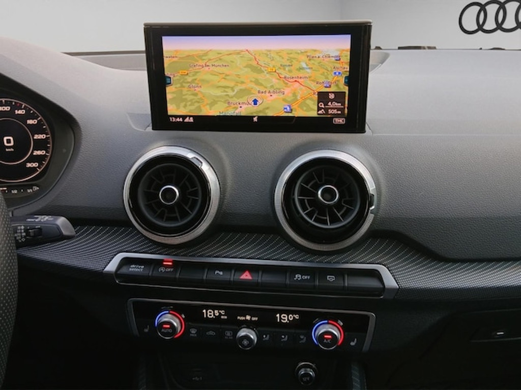 Audi SQ2