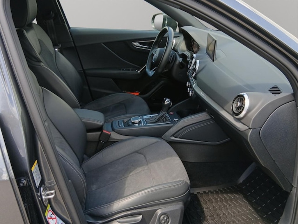 Audi SQ2