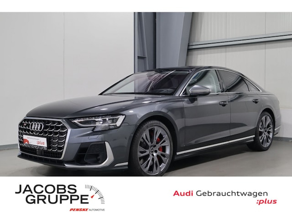 Audi S8