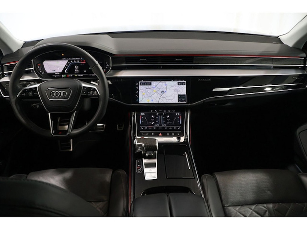 Audi S8